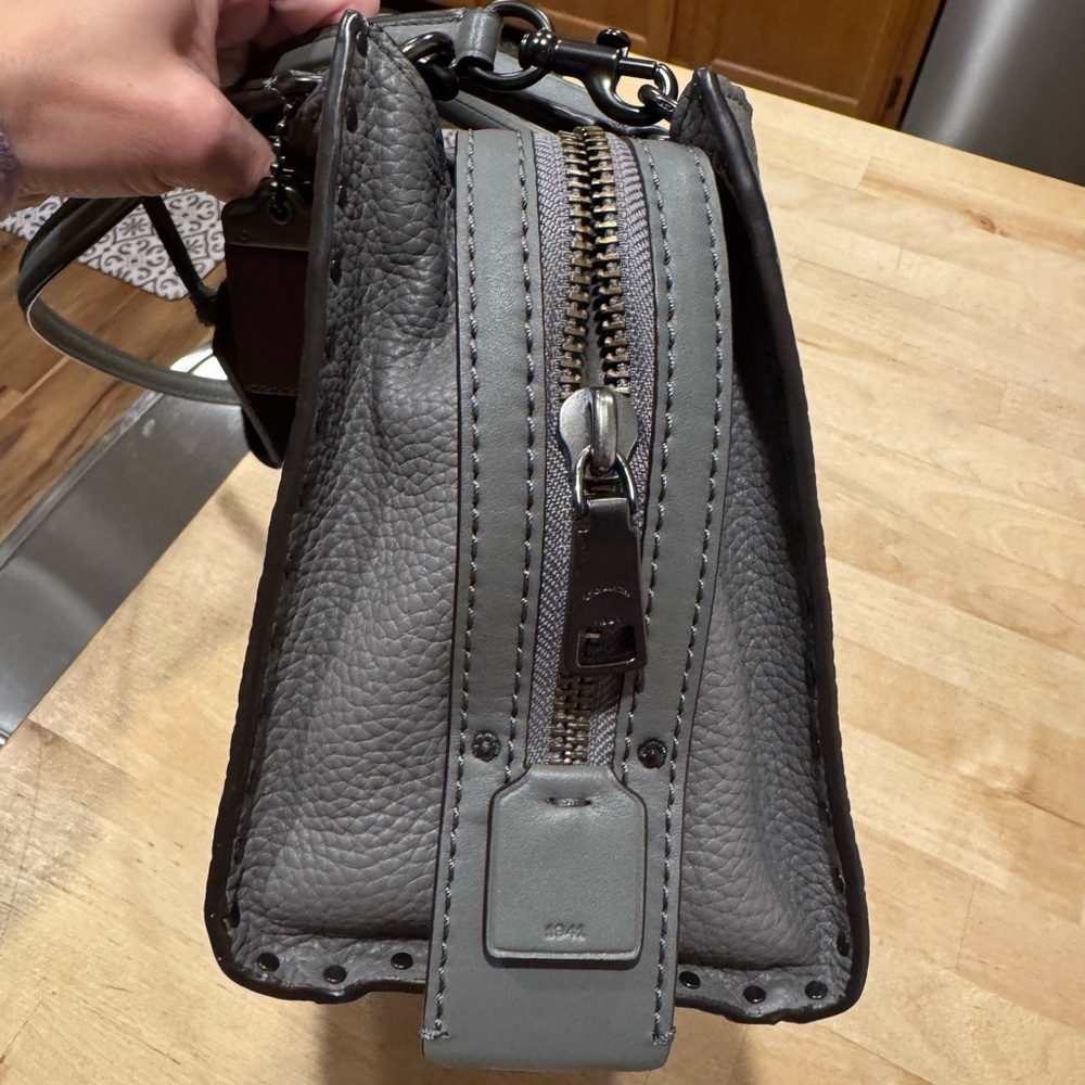 Coach Rogue 25 with Rivets - Picture 9 of 13